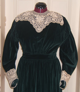 1830s Green Velvet Dress - Front Detail with Lace