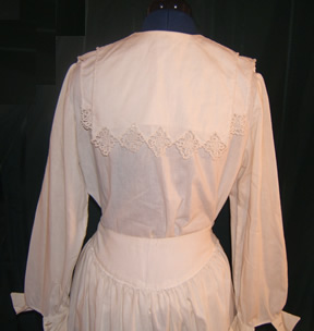 1900's White Dress - Back Detail