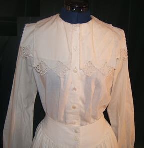 1900's White Dress - Front Detail